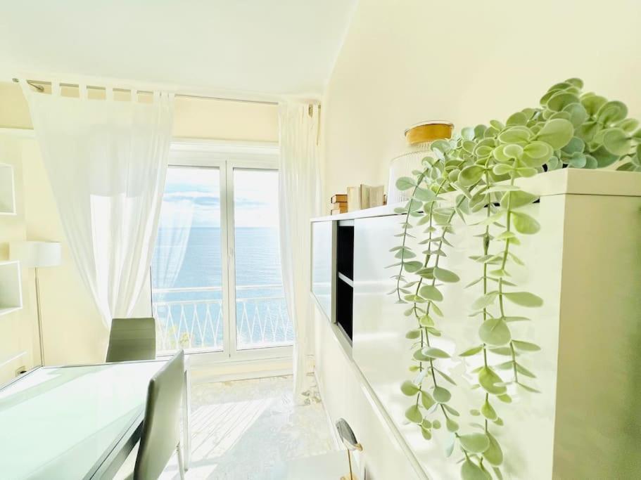 Suite Sunset 11 - Fronte Mare Sanremo Exterior photo
